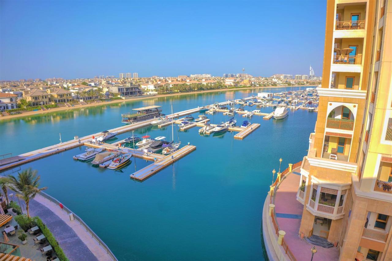 Luxury On The Palm With Marina View Balcony Lägenhet Dubai Exteriör bild