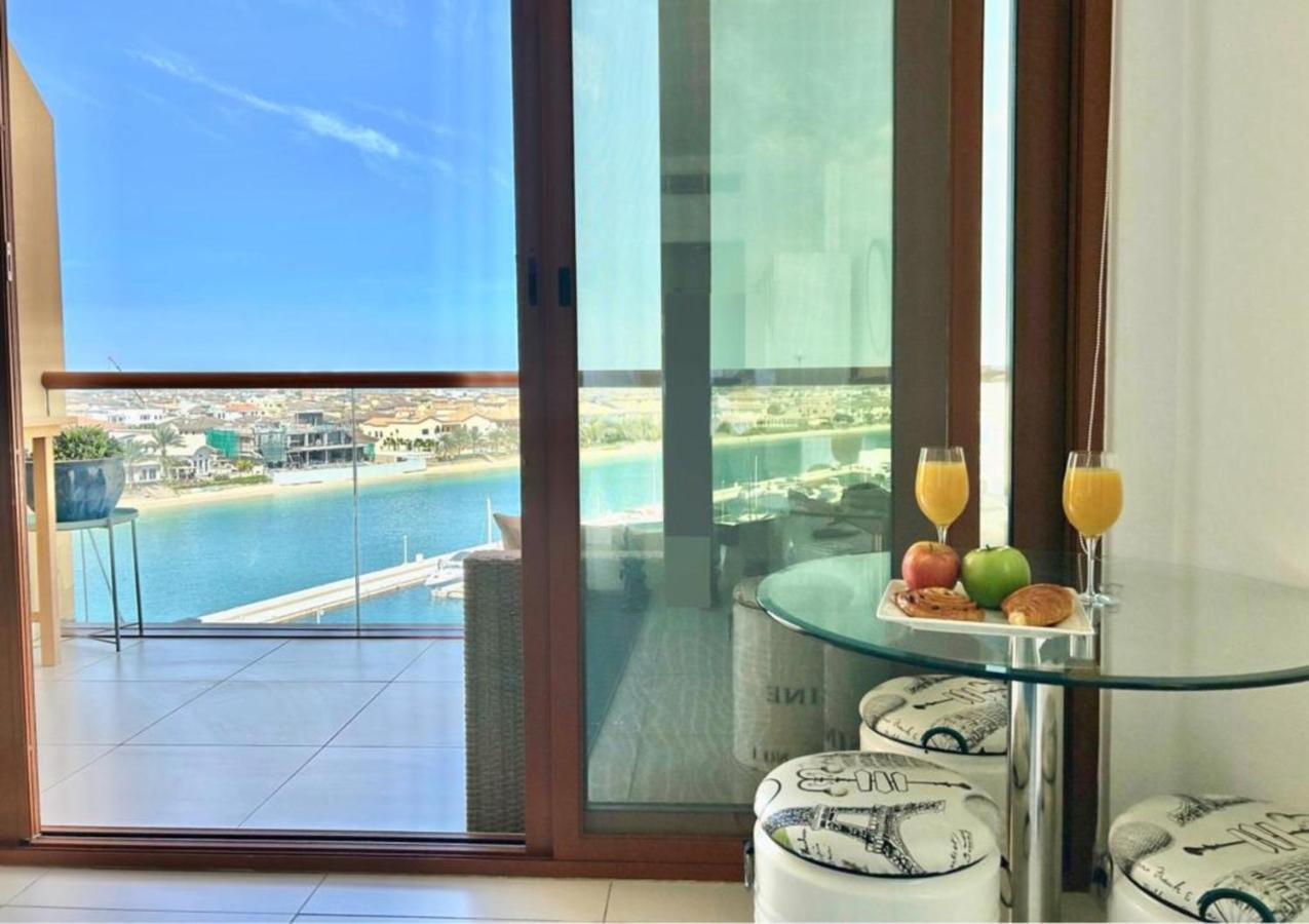 Luxury On The Palm With Marina View Balcony Lägenhet Dubai Exteriör bild